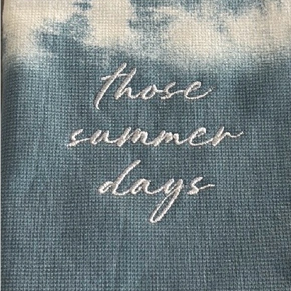 🆕Towel (those summer days) - Picture 2 of 5